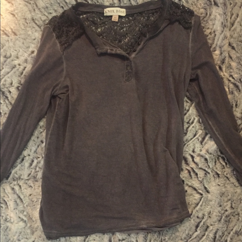 Business casual, long sleeve shirt